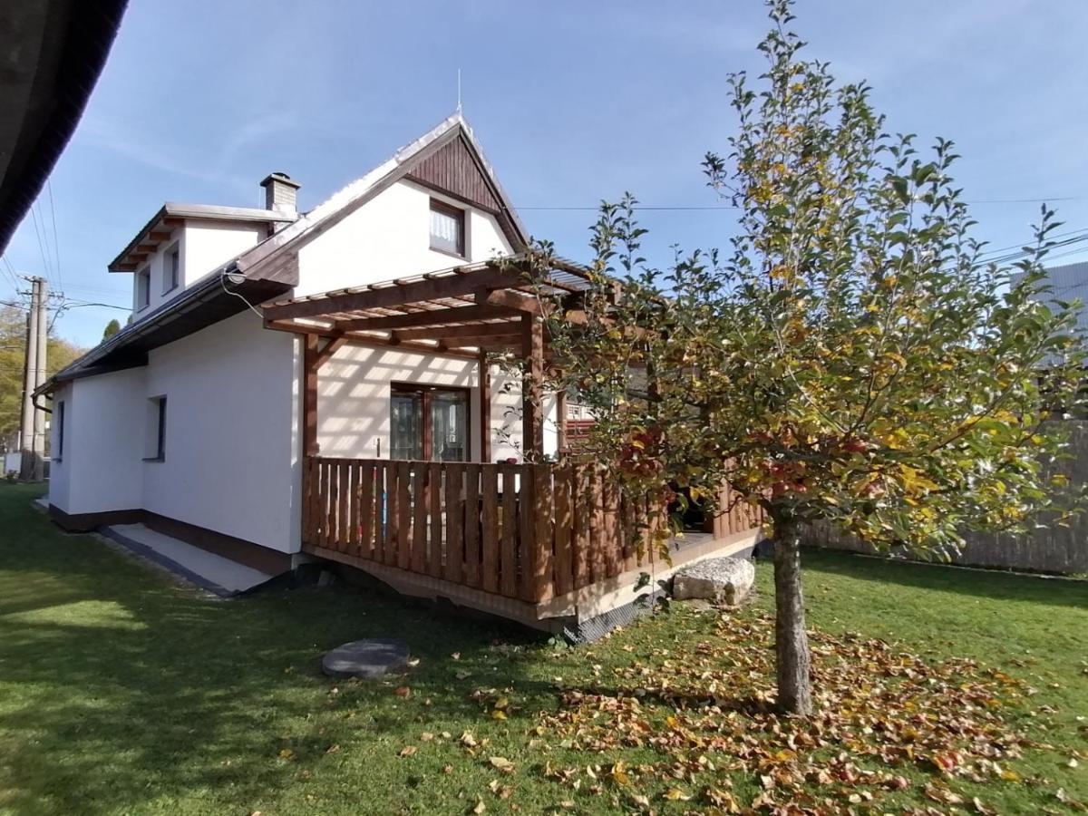 Chata Liptov, Domcek V Zahradach Liptovska Osada Exterior photo